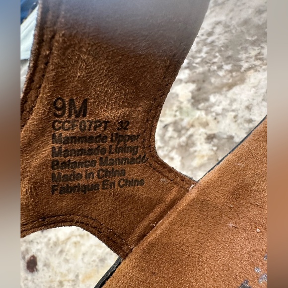 Cobb Hill Sandals - Picture 6 of 6